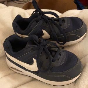 Nike air sneakers toddler boys